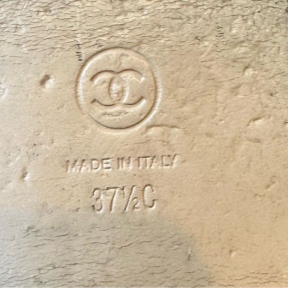 ⚠️⚠️clearance⚠️⚠️Chanel co chain nude sandals 37.5C - Picture 3 of 14